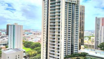 Kukui Plaza condo # E2012, Honolulu, Hawaii - photo 4 of 14