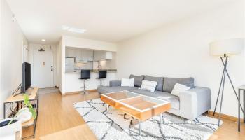 Kukui Plaza condo # E2107, Honolulu, Hawaii - photo 4 of 25