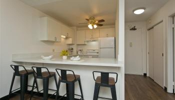 Kukui Plaza condo # E2506, Honolulu, Hawaii - photo 5 of 11