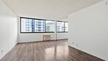 Kukui Plaza condo # E404, Honolulu, Hawaii - photo 4 of 25