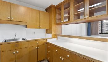 1255 Nuuanu Ave Honolulu - Rental - photo 4 of 22