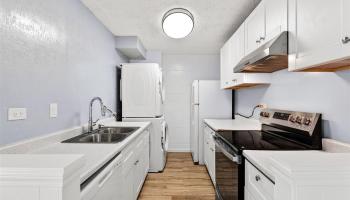 1260 Richard Ln condo # B-602, Honolulu, Hawaii - photo 4 of 23