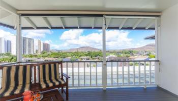 1264  Ala Puumalu Street Salt Lake, Honolulu home - photo 3 of 25