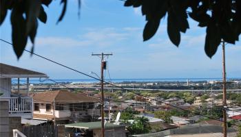 1267  Wanaka Street Aliamanu, Honolulu home - photo 4 of 11