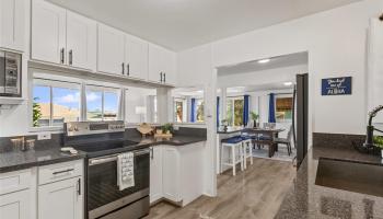 1277  Nanakai Street Pearl City-upper, PearlCity home - photo 4 of 20