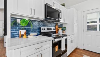 1281  California Ave Wahiawa Area, Central home - photo 2 of 25