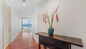 Hokua At 1288 Ala Moana condo # 31D, Honolulu, Hawaii - photo 2 of 19