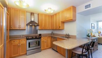 1288 Kapiolani Blvd Honolulu - Rental - photo 3 of 12