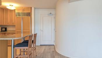 1296 Kapiolani Blvd Honolulu - Rental - photo 3 of 24