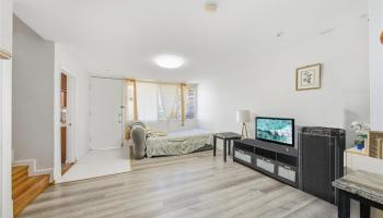 1305 Kipaipai Street townhouse # 24C, Pearl City, Hawaii - photo 4 of 14