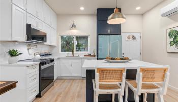 1305  Manua Street Wahiawa Area, Central home - photo 6 of 25