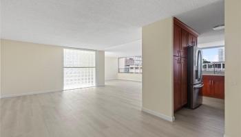 Makiki Royal condo # 301, Honolulu, Hawaii - photo 3 of 17