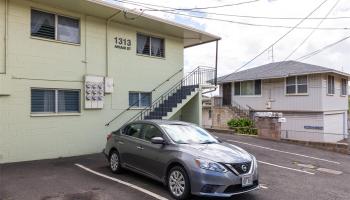1313 Ahiahi Street Honolulu - Multi-family - photo 3 of 22