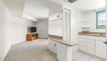 One Kalakaua Senior Living condo # 1214, Honolulu, Hawaii - photo 4 of 11
