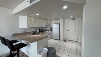 1314 Kalakaua Ave Honolulu - Rental - photo 4 of 8