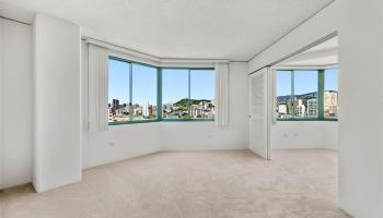 One Kalakaua Senior Living condo # 1512, Honolulu, Hawaii - photo 5 of 23