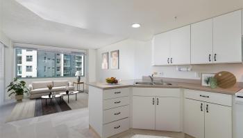 One Kalakaua Senior Living condo # 506, Honolulu, Hawaii - photo 3 of 17