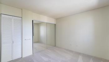 One Kalakaua Senior Living condo # 506, Honolulu, Hawaii - photo 6 of 17