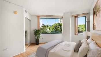 One Kalakaua Senior Living condo # 513, Honolulu, Hawaii - photo 3 of 25