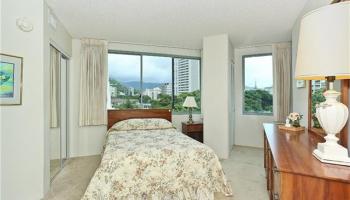 One Kalakaua condo #713, Honolulu, Hawaii - photo 4 of 11