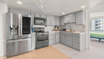 One Kalakaua Senior Living condo # 912, Honolulu, Hawaii - photo 2 of 24