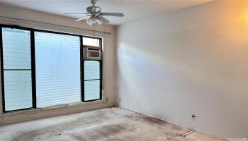 1315  Kaeleku Street Kalama Valley, Hawaii Kai home - photo 3 of 10