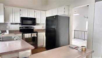 1315  Kaeleku Street Kalama Valley, Hawaii Kai home - photo 6 of 10