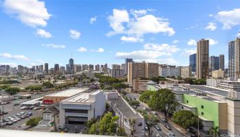 Holomua condo # 1104, Honolulu, Hawaii - photo 5 of 25