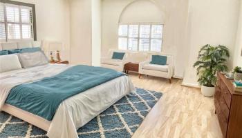 1322  Lunalilo Street Makiki Area, Honolulu home - photo 2 of 19