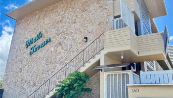 Maile Terrace condo # A304, Honolulu, Hawaii - photo 3 of 20 Maile Terrace condo # A304, Honolulu, Hawaii - photo 3 of 20