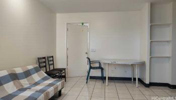 Kapalama Gardens condo # C323, Honolulu, Hawaii - photo 3 of 11