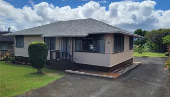 133 Makaweo Ave Wahiawa - Rental - photo 2 of 16