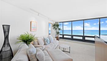 Nauru Tower condo # 3203, Honolulu, Hawaii - photo 3 of 25