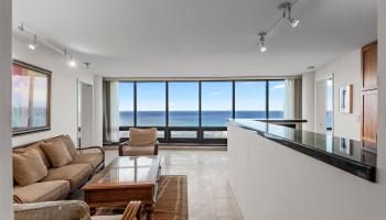 Nauru Tower condo # 3204, Honolulu, Hawaii - photo 5 of 23