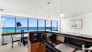 Nauru Tower condo # 3305, Honolulu, Hawaii - photo 6 of 25