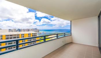 Nauru Tower condo # 3408, Honolulu, Hawaii - photo 5 of 24