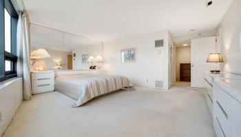 Nauru Tower condo # 3501, Honolulu, Hawaii - photo 5 of 24