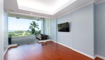 Nauru Tower condo # 9, Honolulu, Hawaii - photo 4 of 25 Nauru Tower condo # 9, Honolulu, Hawaii - photo 4 of 25