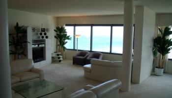 Nauru Tower condo # 4201, Honolulu, Hawaii - photo 5 of 10