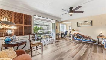 Photo of 1330 Wilder