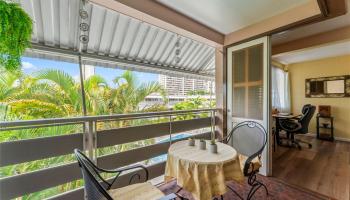 1330 Wilder condo # 306, Honolulu, Hawaii - photo 6 of 25