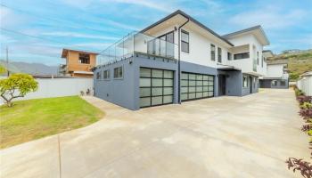 1331  9th Ave ,  home - photo 1 of 25