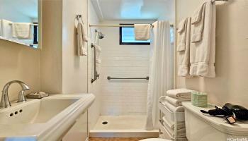 Waikiki Grand Hotel condo # 220, Honolulu, Hawaii - photo 3 of 21