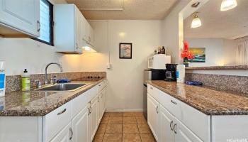 Waikiki Grand Hotel condo # 220, Honolulu, Hawaii - photo 5 of 21