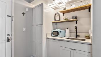 Waikiki Grand Hotel condo # 700, Honolulu, Hawaii - photo 1 of 24