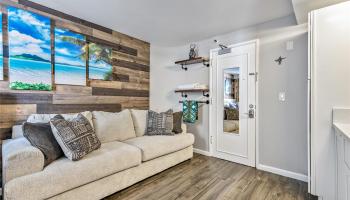 Waikiki Grand Hotel condo # 700, Honolulu, Hawaii - photo 5 of 24