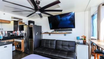 Waikiki Grand Hotel condo # 716, Honolulu, Hawaii - photo 6 of 24