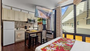 Waikiki Grand Hotel condo # 800, Honolulu, Hawaii - photo 5 of 23