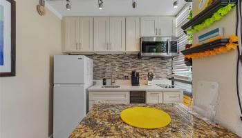 Waikiki Grand Hotel condo # 800, Honolulu, Hawaii - photo 6 of 23