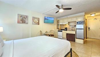 Waikiki Grand Hotel condo # 801, Honolulu, Hawaii - photo 3 of 17